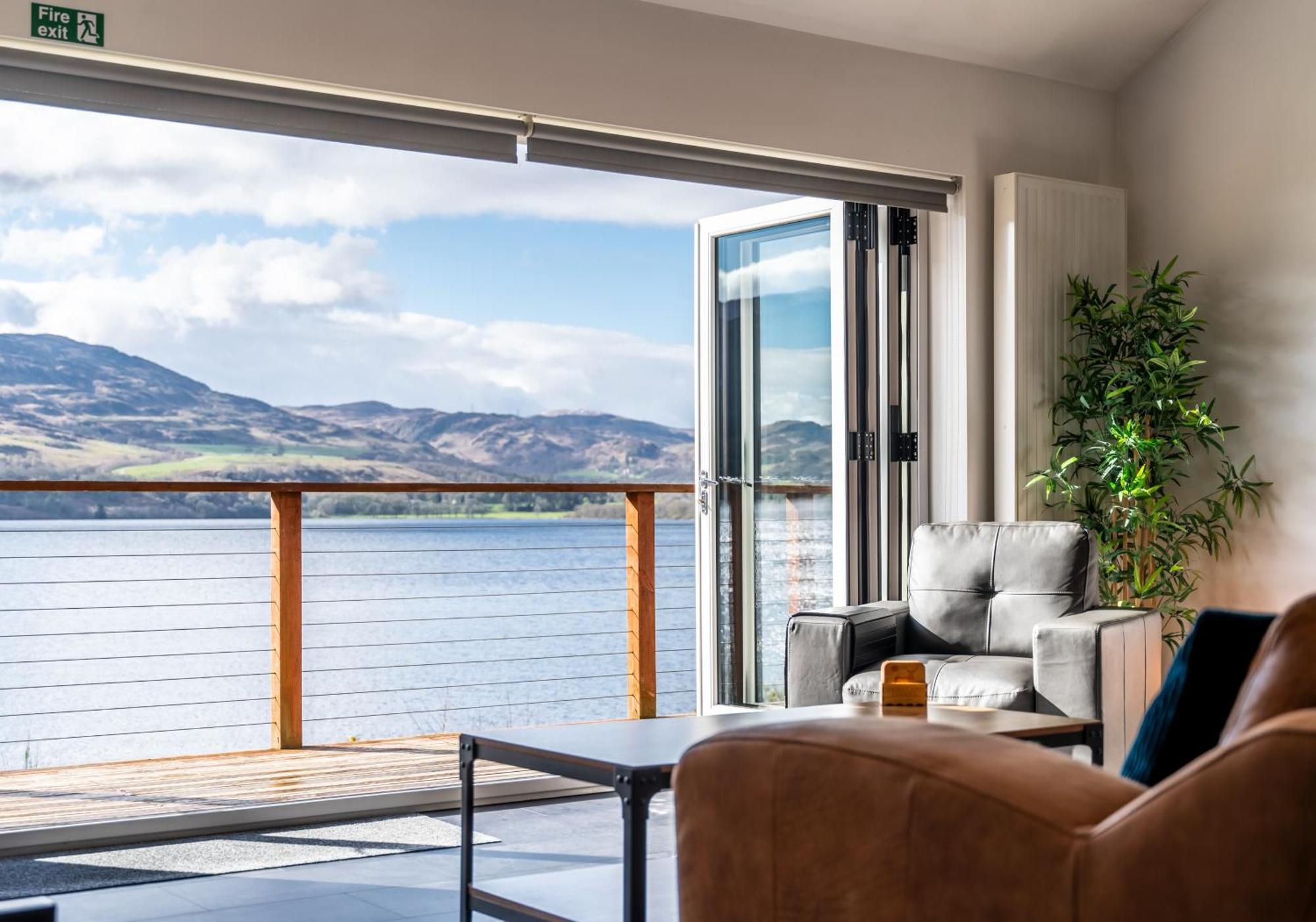Shoreland Lodges - Holly Lodge フォート・オーガスタス エクステリア 写真